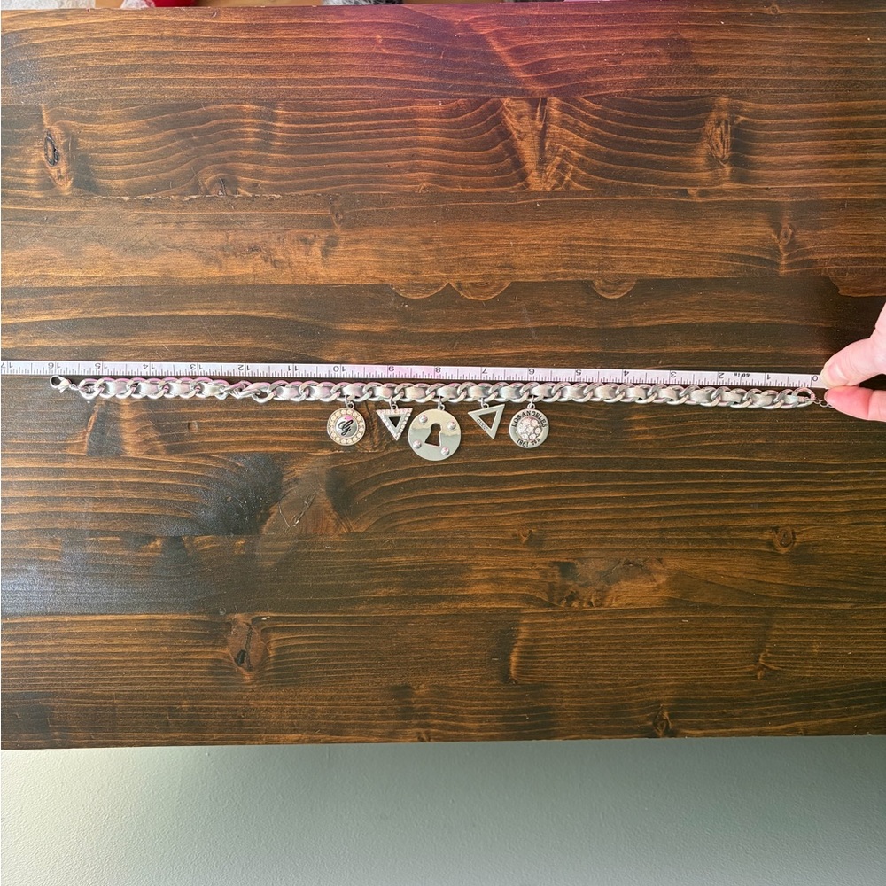 Guess Silver Tone Necklace with Chunky Charm Pendants and Chain with Ribbon 16” - Picture 11 of 12